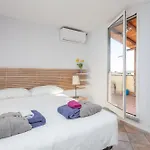 San Lorenzo Skyrail Loft - By Openroma