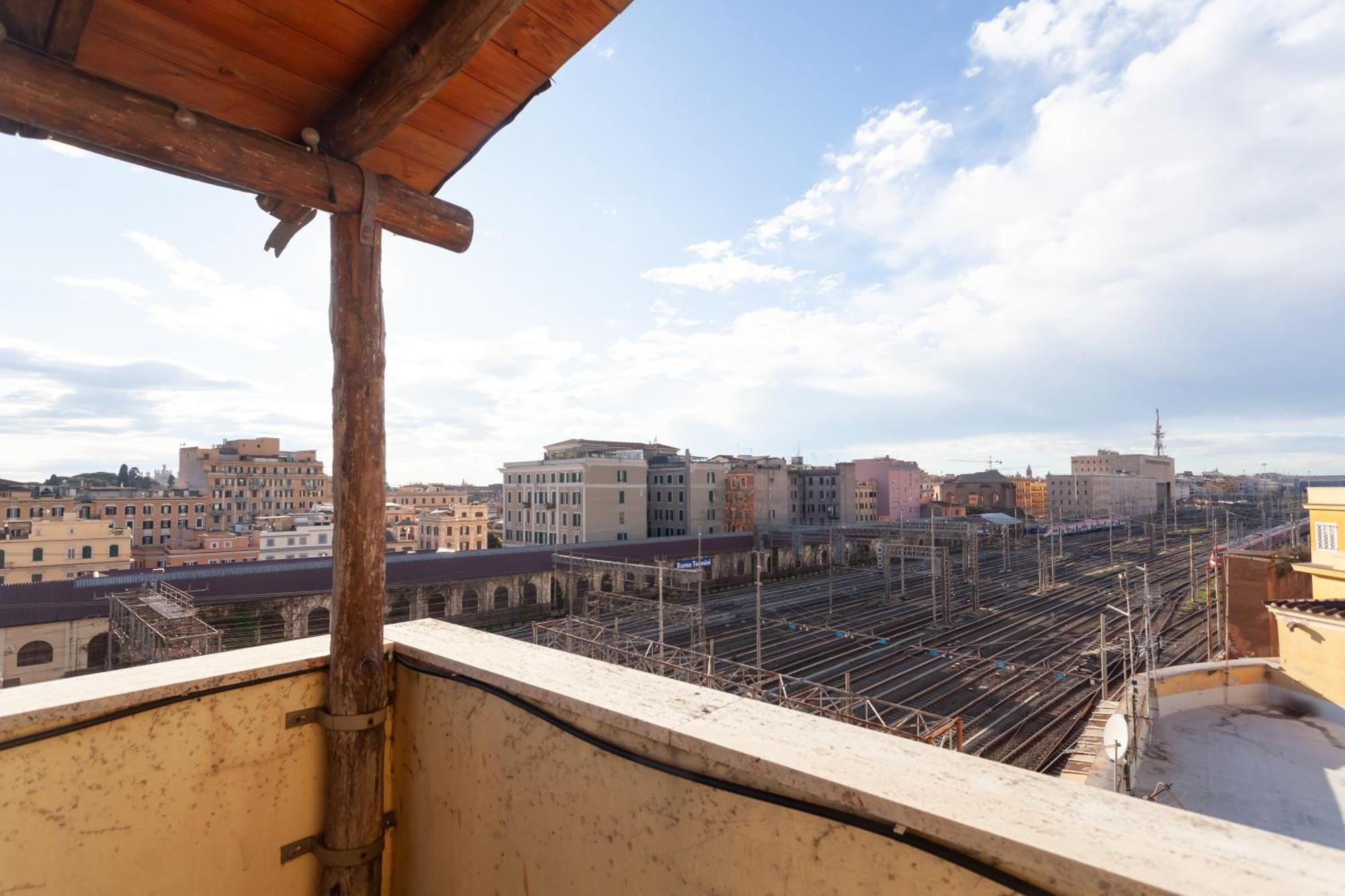 San Lorenzo Skyrail Loft - By Openroma